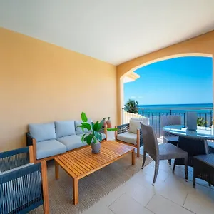 Surf 405 - Luxury Oceanview Beachfront 3 Bedroom With Gym - At El Faro Holiday home